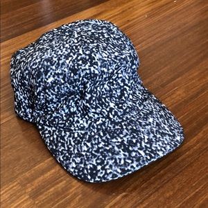 Lululemon hat
